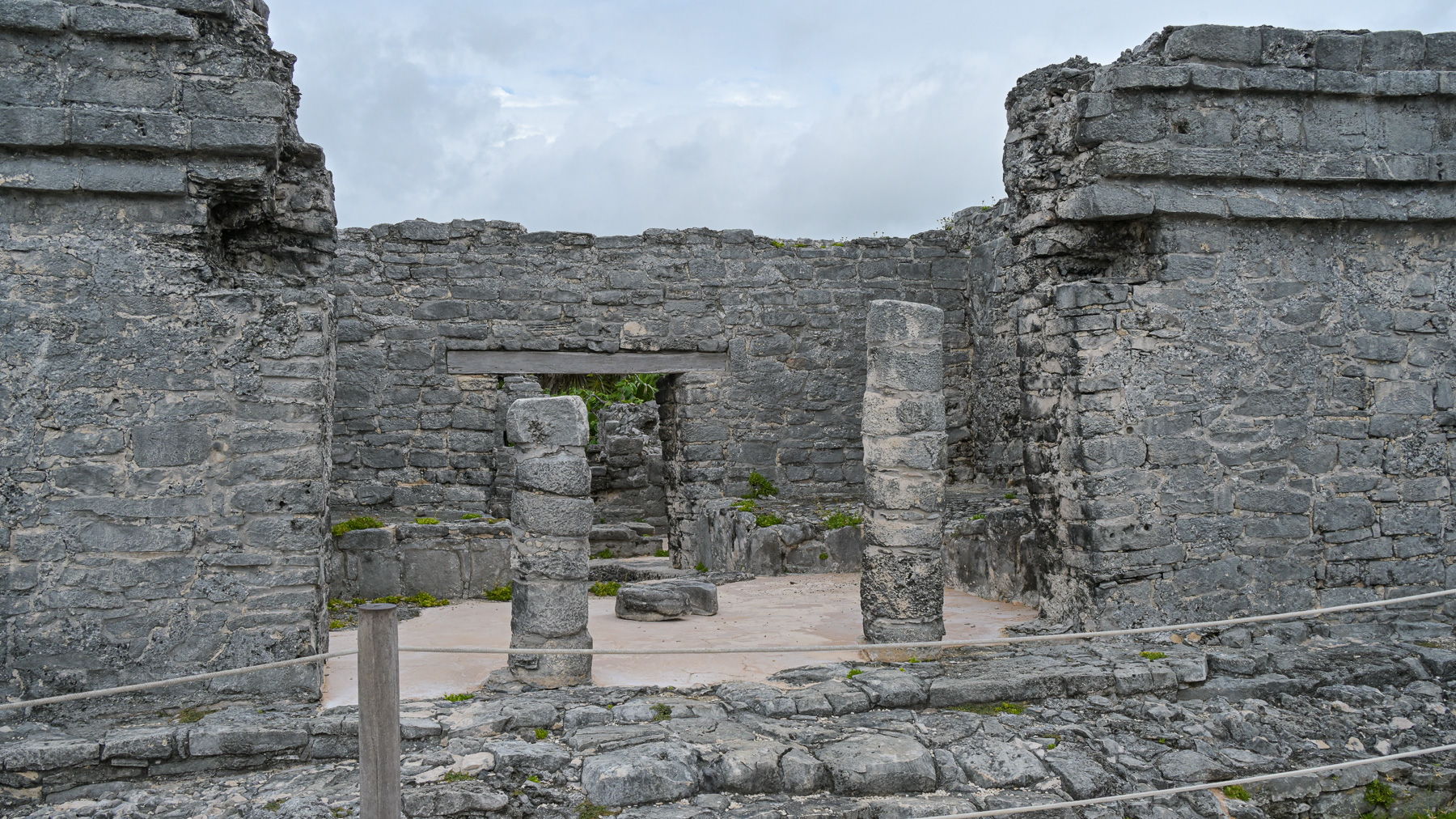 Mayan Ruins in Tulum: The Two-Pillar Temple